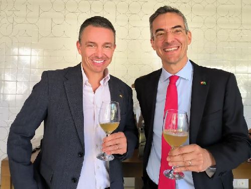 Clara Gaehwiler vence o concurso do Turismo da Suíça - A Melhor Fondue do Brasil 