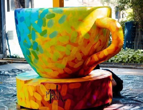 Centro histórico recebe exposição de xícaras gigantes durante Festival do Café no Triângulo SP 